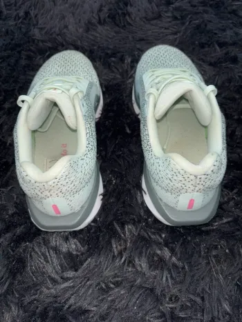 Gebrauchtes Nike running shoes bike — Bild 5 von 7