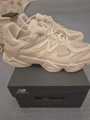 Použité New Balance 9060 bike