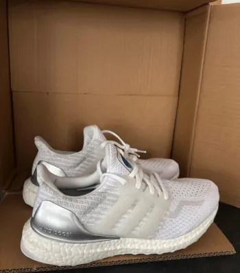 Použité Adidas Ultra Boost 5.0 DNA NASA bike