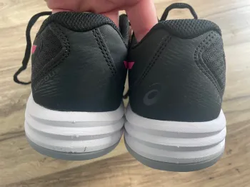 Used Asics Upcourt 5 bike — image 8 of 15