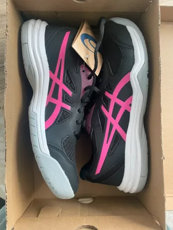 Brugt Asics Upcourt 5 bike