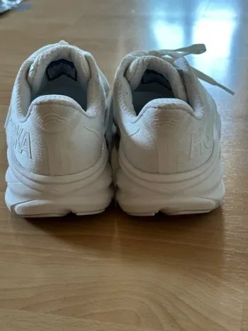 Used Hoka Clifton 9 bike — image 4 of 9
