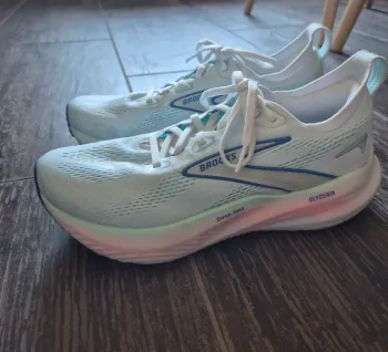 Käytetty Brooks Laufschuhe bike — kuva 5 / 10