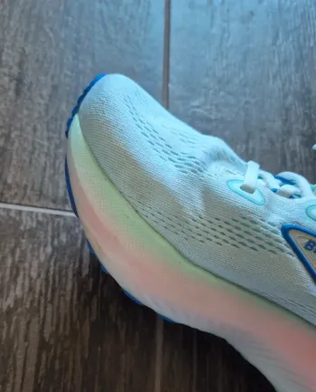 Käytetty Brooks Laufschuhe bike — kuva 7 / 10