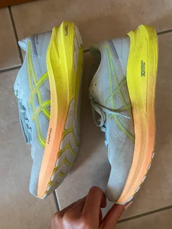 Używany Asics GT-1000 bike — zdjęcie 3 z 6