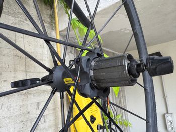 Used Mavic R-SYS 2022 bike — image 23 of 23