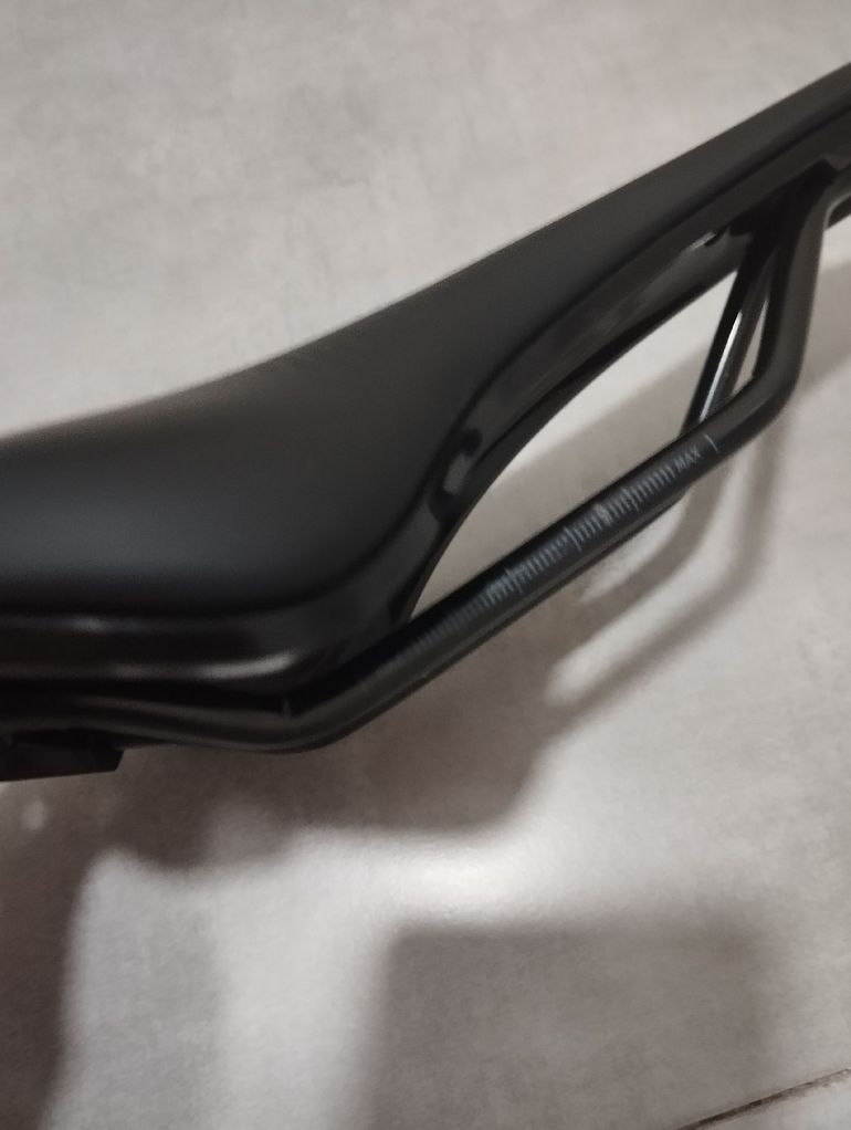 Brugt acid Nuance Pro Saddle 2026 bike — billede 4 af 7