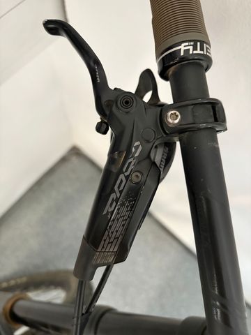 Gebrauchtes Sram Code r 2023 bike — Bild 4 von 6