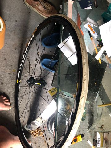 Mavic Aksium 2000 bike de segunda mano — imagen 2 de 4