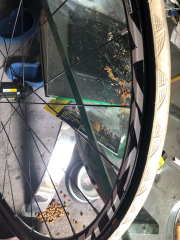 Mavic Aksium 2000 bike de segunda mano — imagen 3 de 4