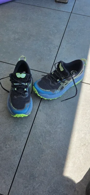 Używany Asics Trabuco Max 3 bike