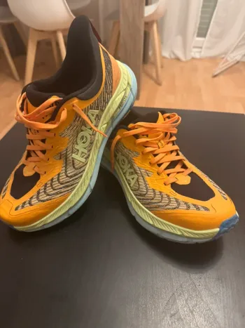 Hoka ProFly bike d'occasion — image 4 sur 8