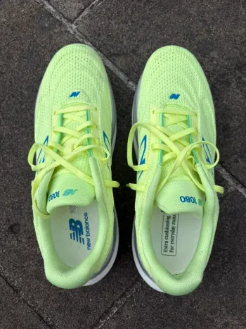 Tweedehands New Balance 1080 v15 bike — afbeelding 5 van 9