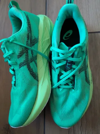 Used Asics Novablast 5 2026 bike — image 14 of 15