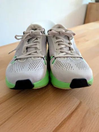 Gebrauchtes On Running Cloudsurfer 2 bike