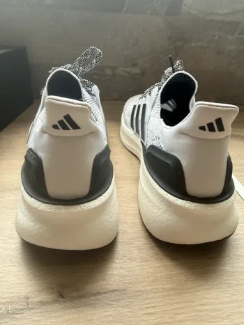 Używany Adidas UltraBoost 5 bike — zdjęcie 4 z 8