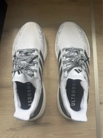 Używany Adidas UltraBoost 5 bike — zdjęcie 3 z 8