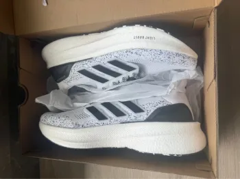 Używany Adidas UltraBoost 5 bike — zdjęcie 8 z 8