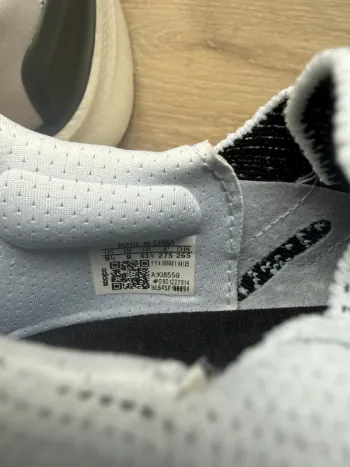 Używany Adidas UltraBoost 5 bike — zdjęcie 7 z 8