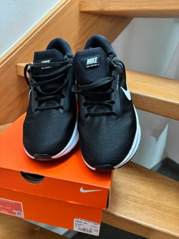 Použité Nike Air Zoom Structure bike — obrázek 5 z 8