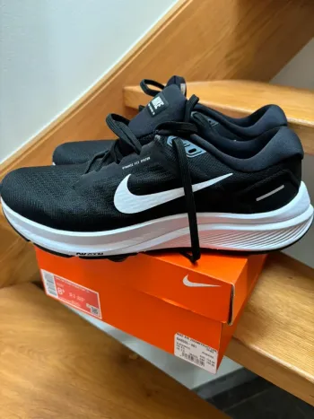 Použité Nike Air Zoom Structure bike — obrázek 8 z 8