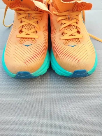 Used Hoka Rincon 3 bike