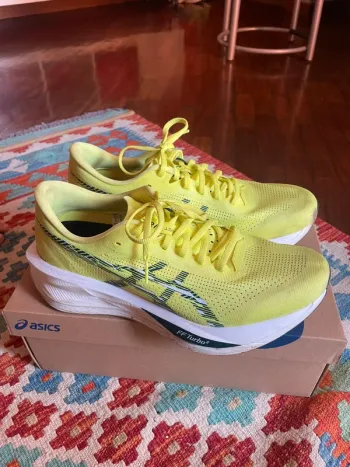 Gebrauchtes Asics Sonicblast FF Turbo 2 bike