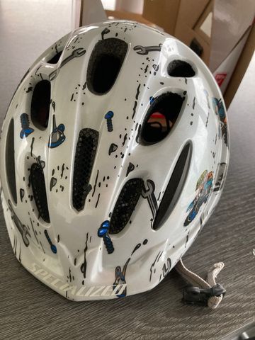 Brugt Specialized Casque enfant specialized 44-52cm bike — billede 6 af 6