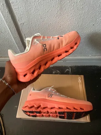 Orange On Cloud bike usato — immagine 8 di 8