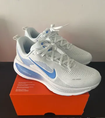 Used Autre Vomero 18 ZoomX Running Shoes