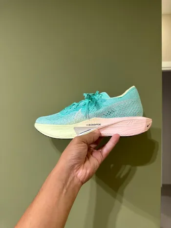 Used Nike Vaporfly Next% 3 bike — image 8 of 8