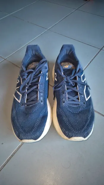 Gebrauchtes New Balance Running Shoes bike — Bild 2 von 8