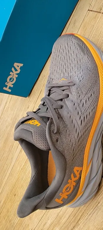 Used Hoka Clifton 8 bike — image 3 of 5