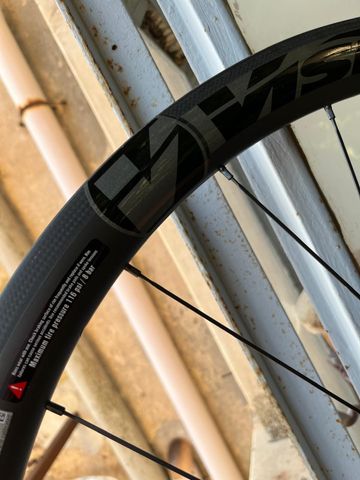 Used Vision Metron 40 bike — image 4 of 6