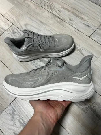 Hoka Clifton 8 bike d'occasion — image 5 sur 10