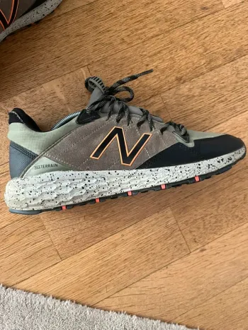 Used New Balance Fresh Foam X Hierro All Terrain bike — image 13 of 14