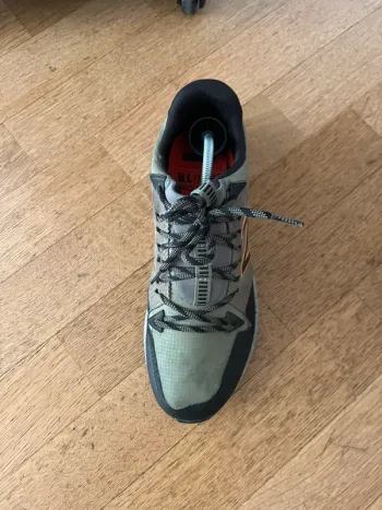 Used New Balance Fresh Foam X Hierro All Terrain bike — image 3 of 14
