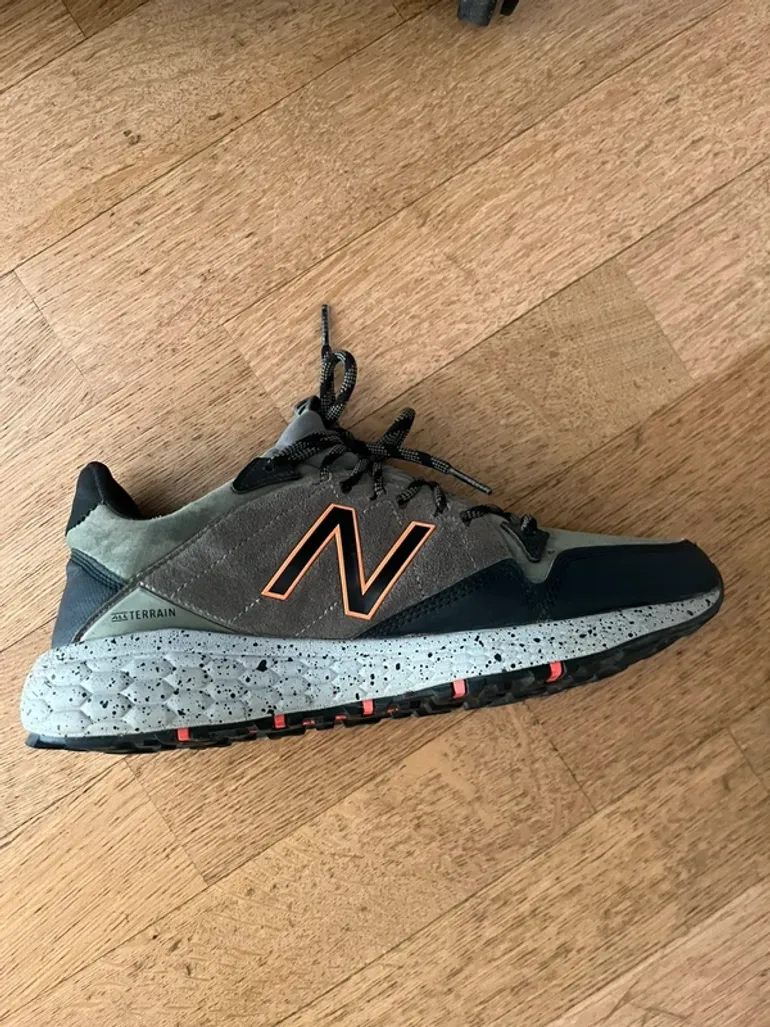 Used New Balance Fresh Foam X Hierro All Terrain bike — image 4 of 14