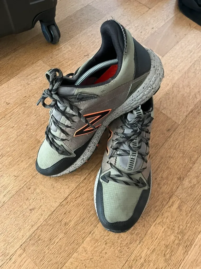 Used New Balance Fresh Foam X Hierro All Terrain bike — image 2 of 14