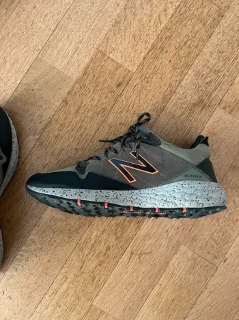 Used New Balance Fresh Foam X Hierro All Terrain bike — image 11 of 14