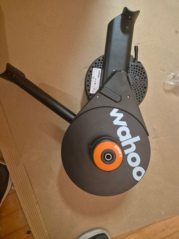 Used Wahoo Kickr Core V1 Cycling Accessories