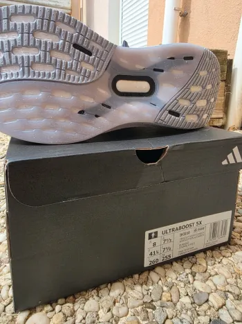 Używany Adidas Ultraboost bike — zdjęcie 4 z 8