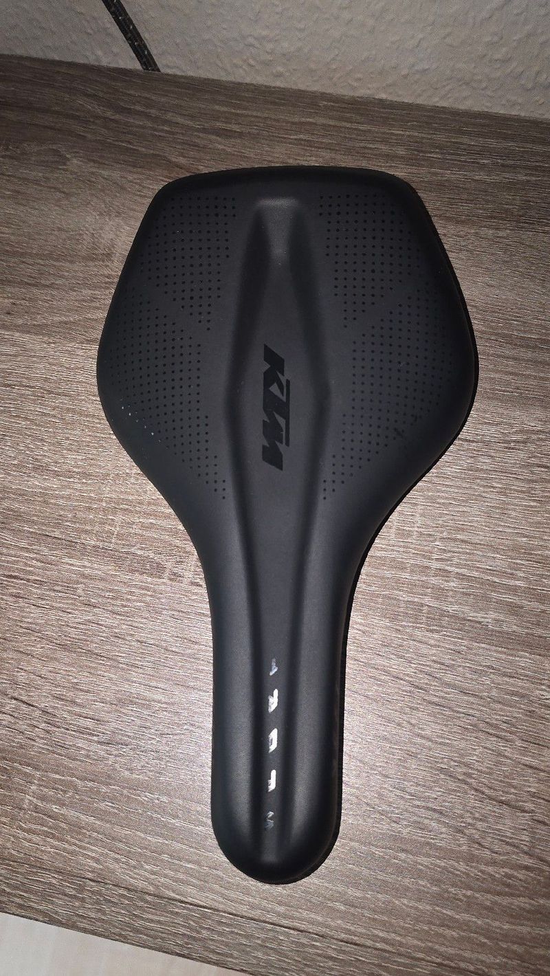 Gebrauchtes Ktm Line Sport Saddle 2026 Saddles & Seatposts