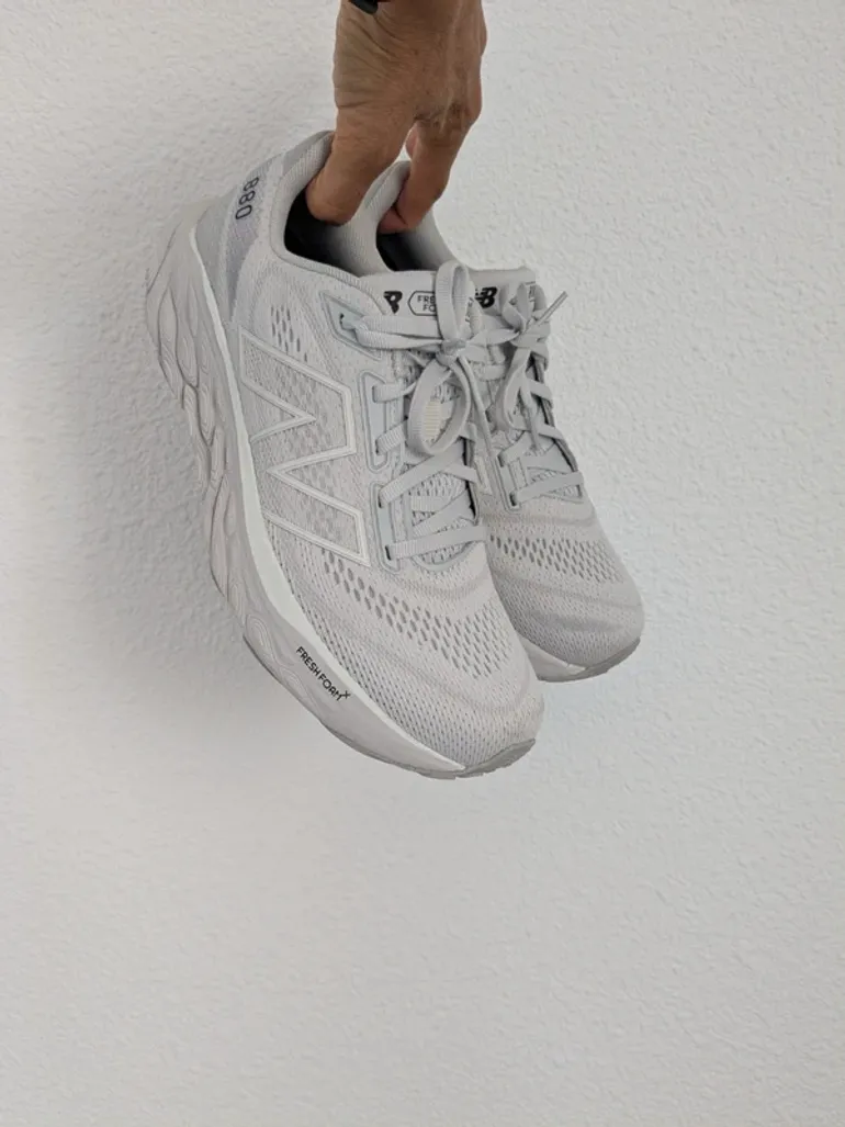 New Balance Fresh Foam x 880v14 bike usato — immagine 12 di 15