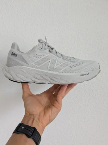 New Balance Fresh Foam x 880v14 bike d'occasion