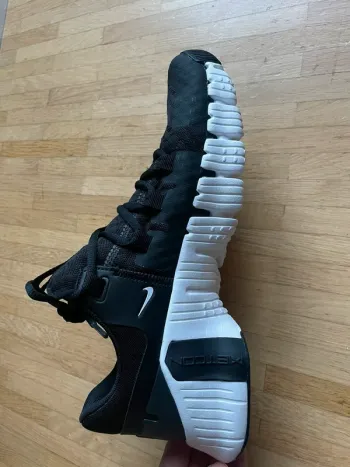 Nike Metcon / Free bike d'occasion — image 7 sur 11