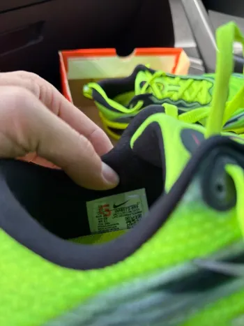 Nike Vomero Plus SE bike de segunda mano — imagen 6 de 8