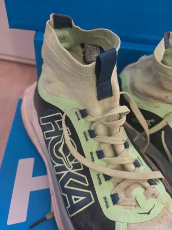 Używany Hoka Tecton x3 bike — zdjęcie 4 z 8