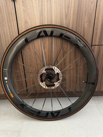 Used Cadex Wheelset 2025 bike — image 1 of 6