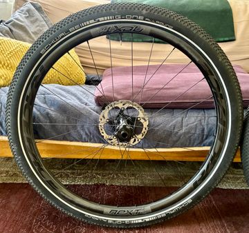 Used Race Face Carbon Wheelset bike — image 4 of 6